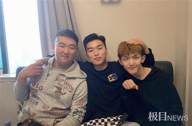 适合大学生在校的创业 在校大学生自主创业