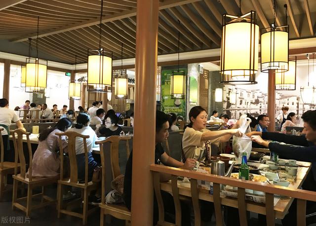 饭店前期投资怎么做账 餐厅开办费多少钱
