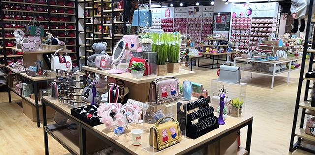 百货加盟,小商品百货批发加盟店去哪里